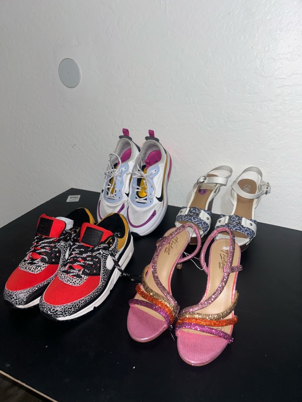 Nike Womens bundle Multi-Color Athletic Sneakers with Pink & Yellow Accents - Picture 3 of 5